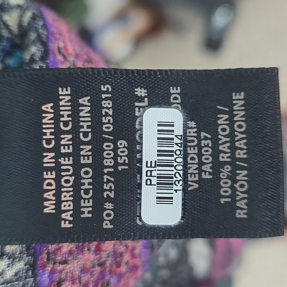 ELLA MOSS Black V Neck Tassel Cord Tunic Size Large Bright Mandala Print Boho - Picture 12 of 13